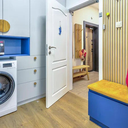 Premium Center By Apartmax *