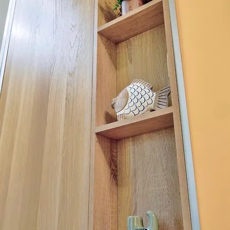 Premium Center By Apartmax Apartment Warna