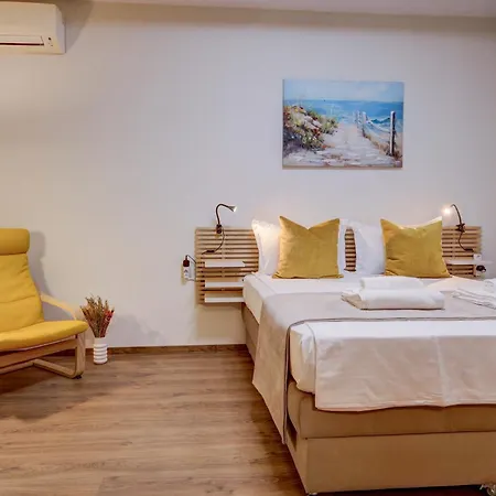 Premium Center By Apartmax Apartment